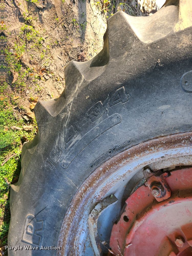 image for item EZ9178 1968 Case 931  tractor