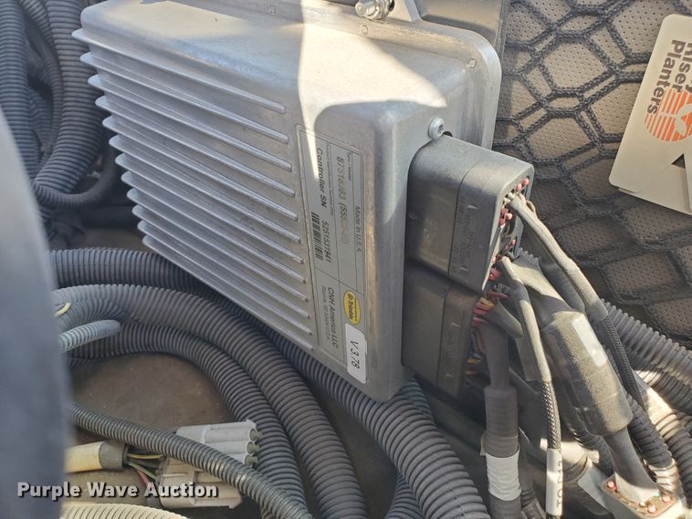 image for item GK9971 2004 Case MX230  MFWD tractor