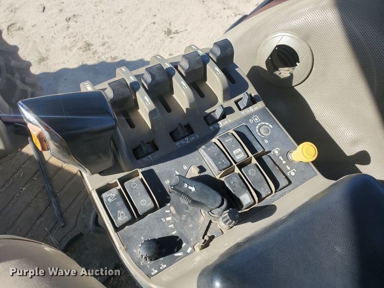 image for item GK9971 2004 Case MX230  MFWD tractor