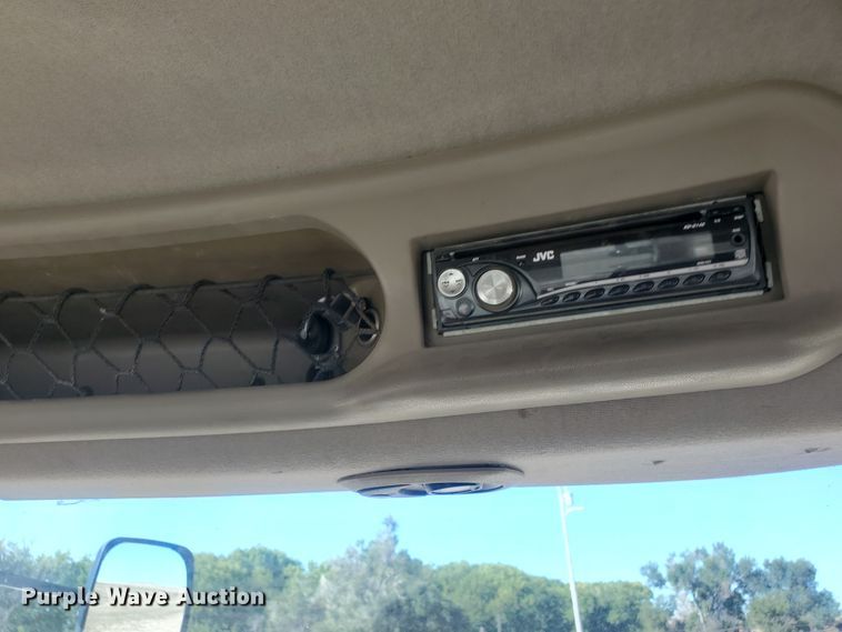 image for item GK9971 2004 Case MX230  MFWD tractor