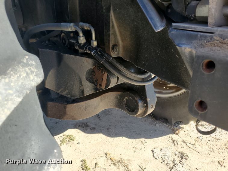 image for item GK9971 2004 Case MX230  MFWD tractor