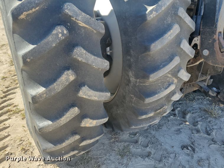 image for item GK9971 2004 Case MX230  MFWD tractor