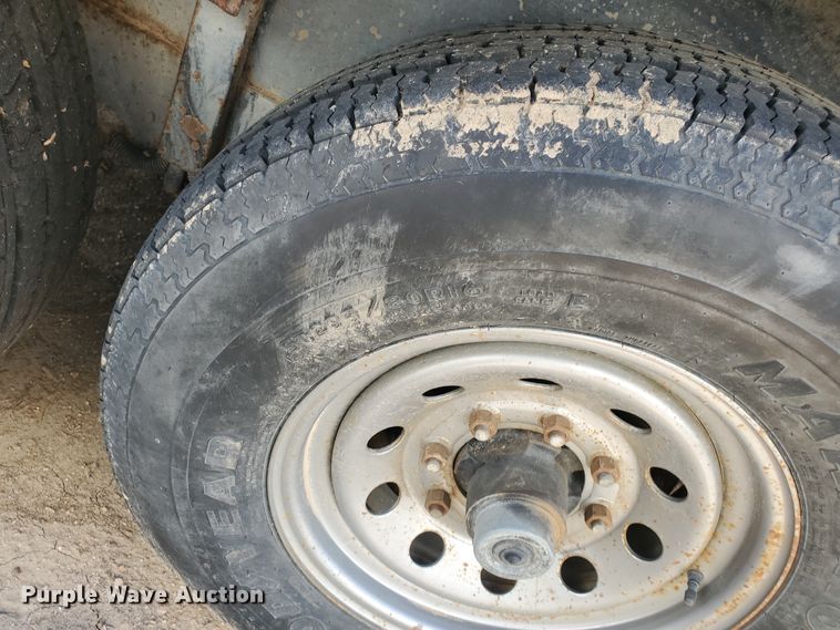 image for item GK9972 2010 Titan AR5296  livestock trailer