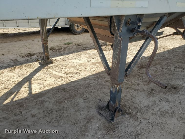 image for item GK9973 2004 Maurer  grain trailer