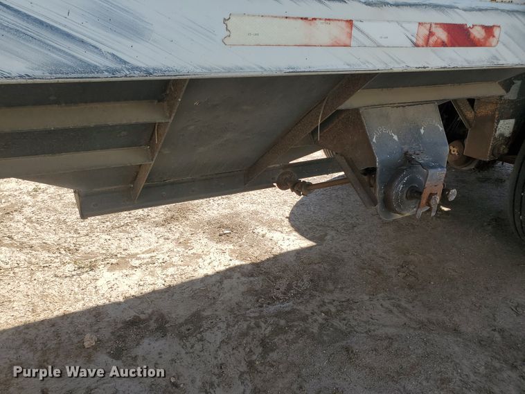 image for item GK9973 2004 Maurer  grain trailer