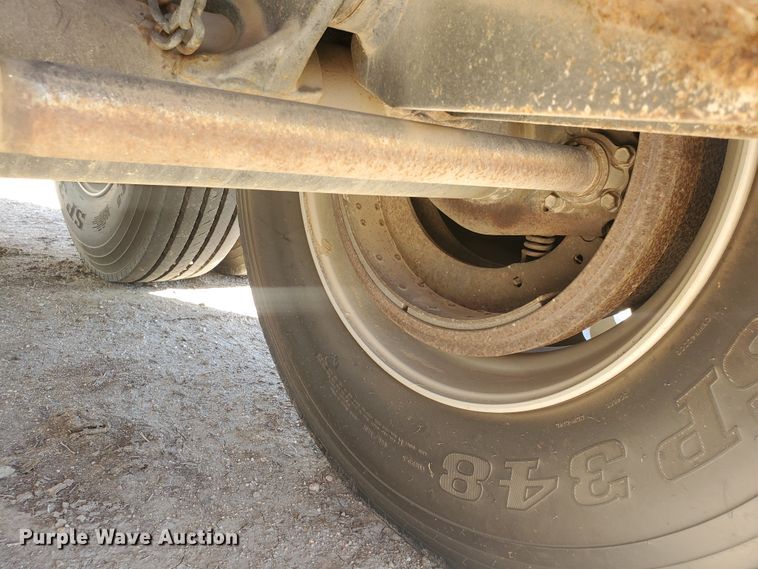 image for item GK9973 2004 Maurer  grain trailer