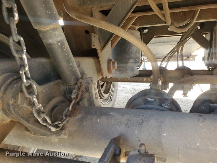 image for item GK9973 2004 Maurer  grain trailer