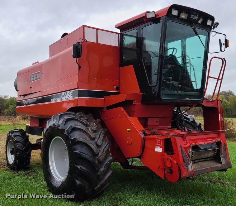 image for item GO9460 1987 Case IH 1660 Axial-Flow  RWA combine