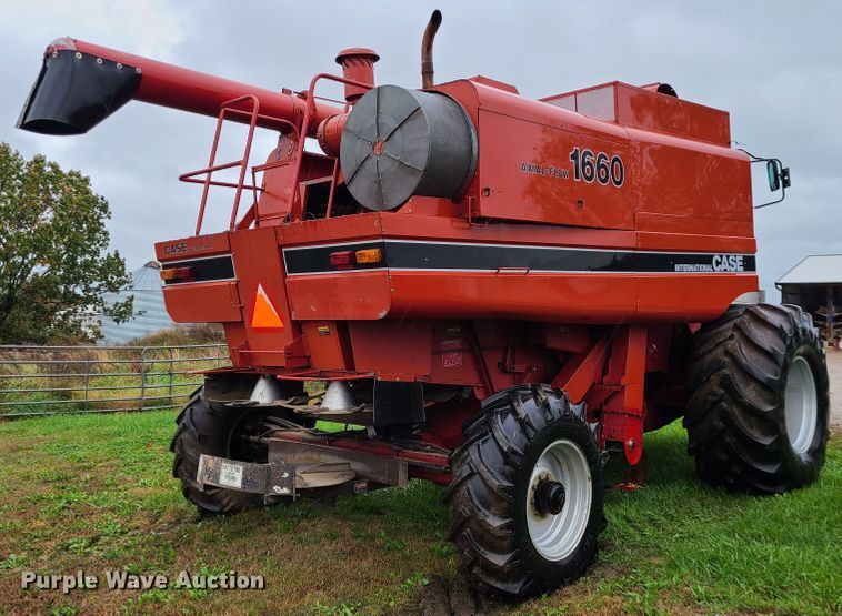 image for item GO9460 1987 Case IH 1660 Axial-Flow  RWA combine