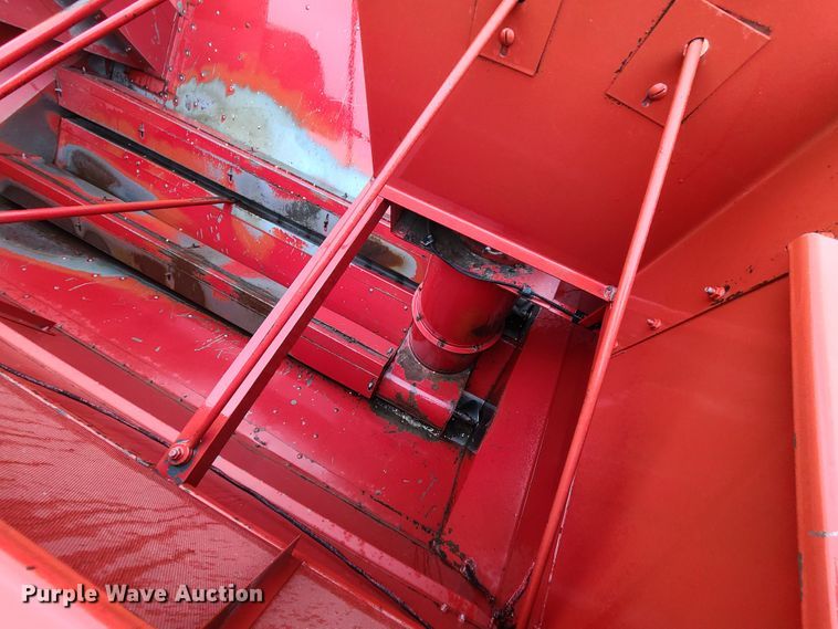 image for item GO9460 1987 Case IH 1660 Axial-Flow  RWA combine