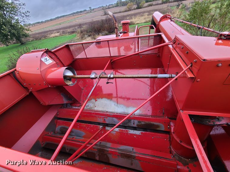 image for item GO9460 1987 Case IH 1660 Axial-Flow  RWA combine