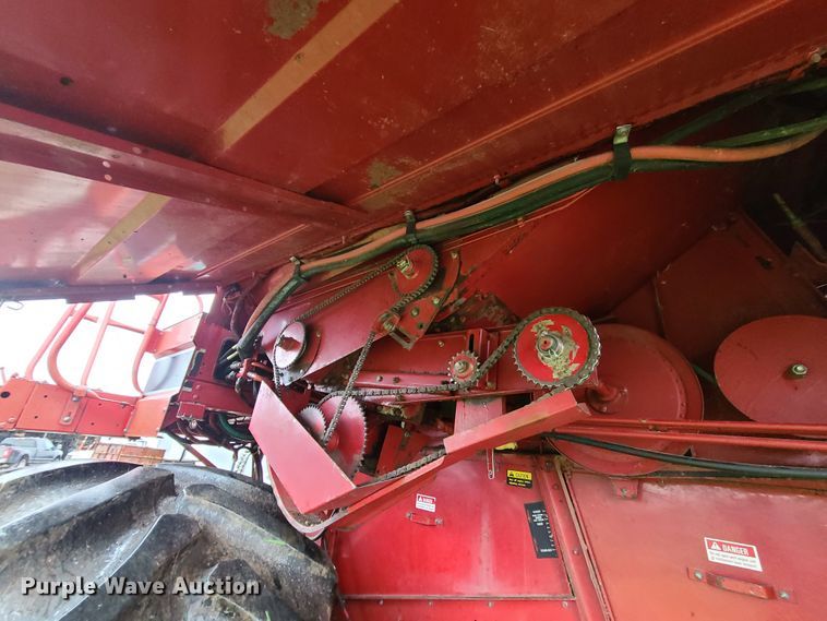 image for item GO9460 1987 Case IH 1660 Axial-Flow  RWA combine
