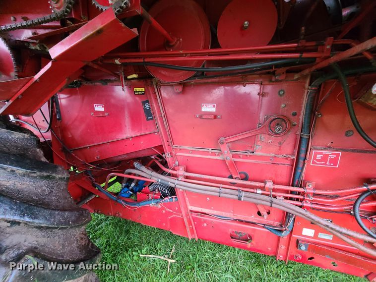 image for item GO9460 1987 Case IH 1660 Axial-Flow  RWA combine