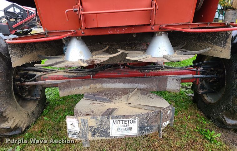 image for item GO9460 1987 Case IH 1660 Axial-Flow  RWA combine