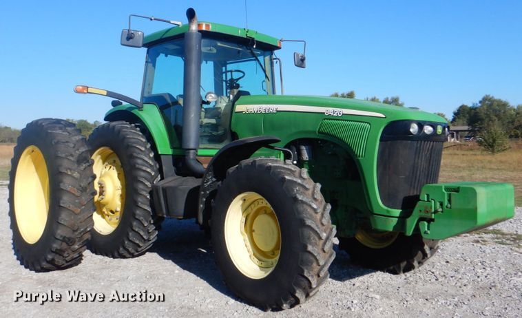 image for item HT9479 2004 John Deere 8420  MFWD tractor