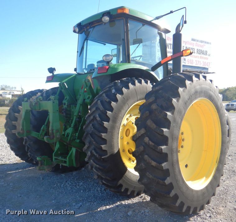 image for item HT9479 2004 John Deere 8420  MFWD tractor