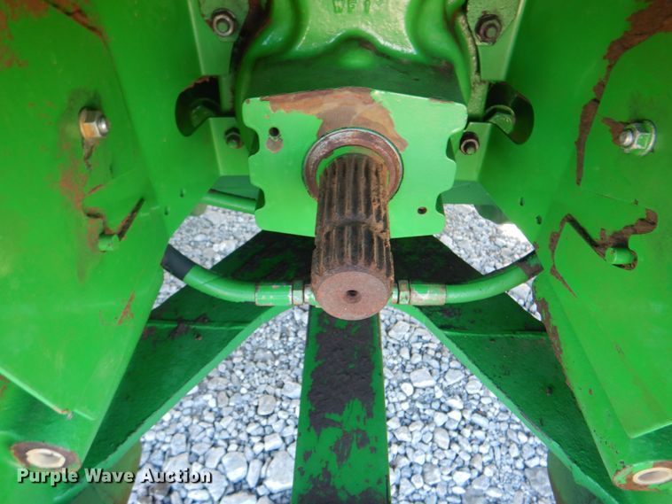 image for item HT9479 2004 John Deere 8420  MFWD tractor