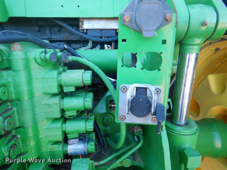 image for item HT9479 2004 John Deere 8420  MFWD tractor