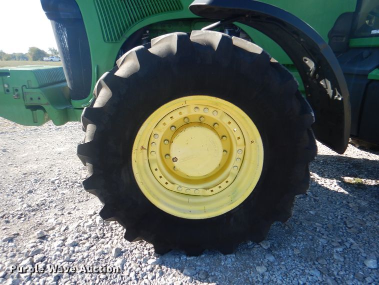 image for item HT9479 2004 John Deere 8420  MFWD tractor