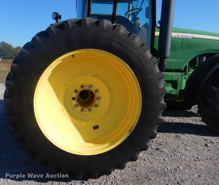 image for item HT9479 2004 John Deere 8420  MFWD tractor