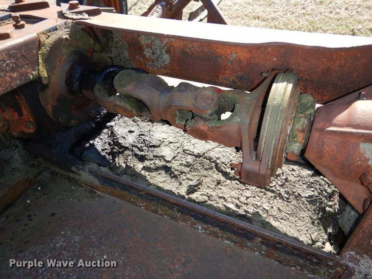 image for item IH9007 MB Twin Brute  rotary mower