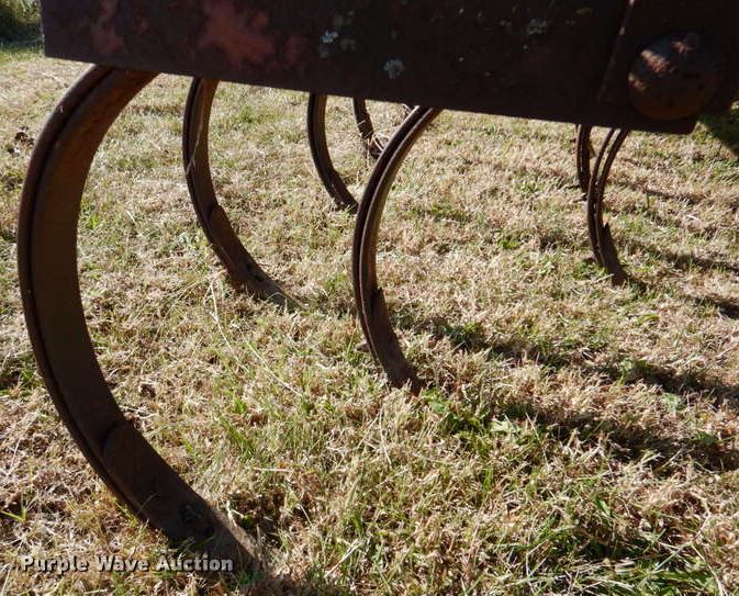 image for item IH9008 Brady  chisel