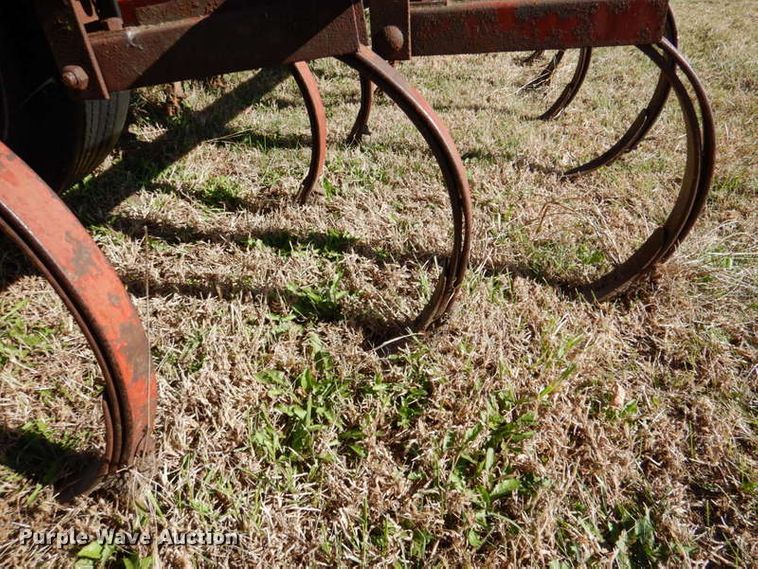 image for item IH9008 Brady  chisel