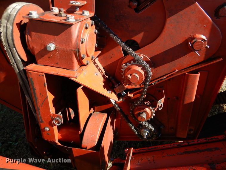 image for item IH9010 Hesston 1091  windrower