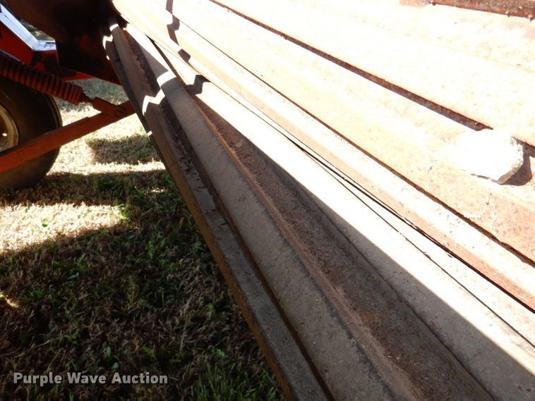 image for item IH9010 Hesston 1091  windrower