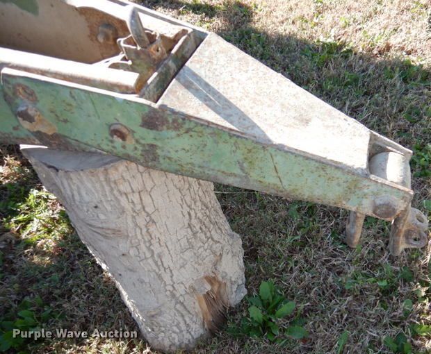 image for item IH9012 John Deere  planter