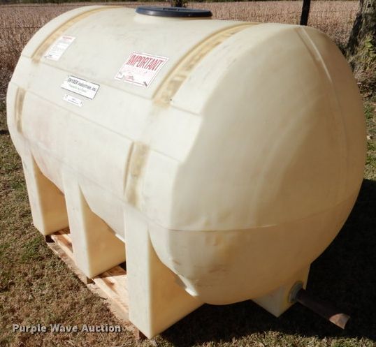 image for item IH9015 Poly tank