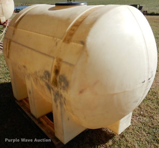 image for item IH9015 Poly tank