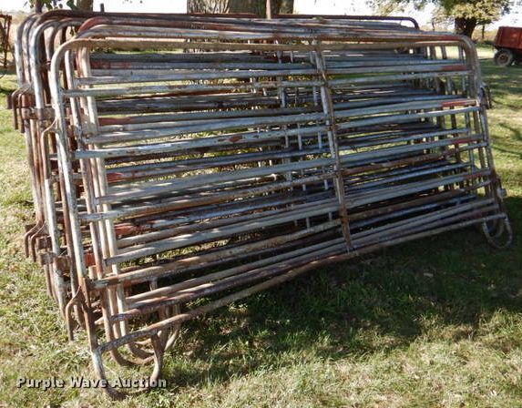 image for item IH9017 Livestock panels