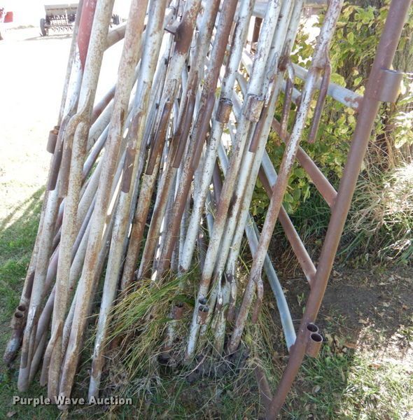 image for item IH9017 Livestock panels