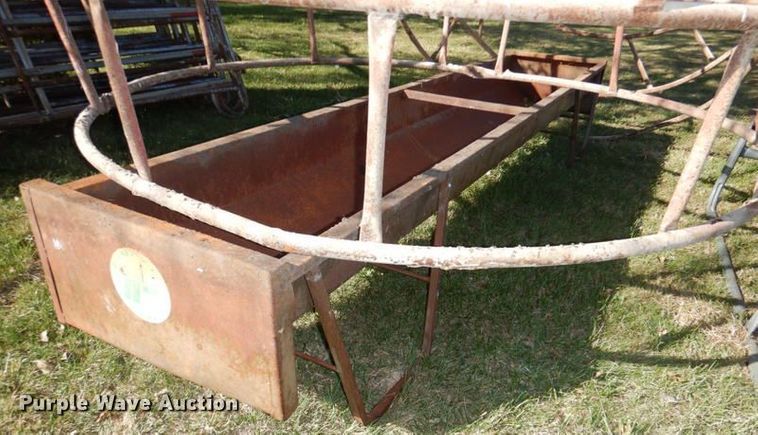 image for item IH9018 Livestock equipment