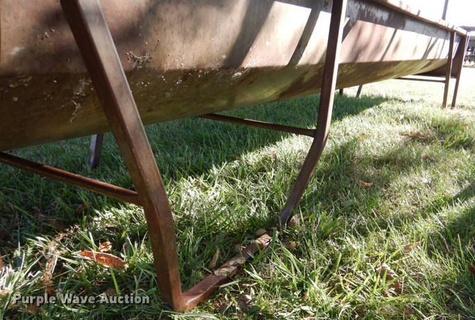 image for item IH9018 Livestock equipment