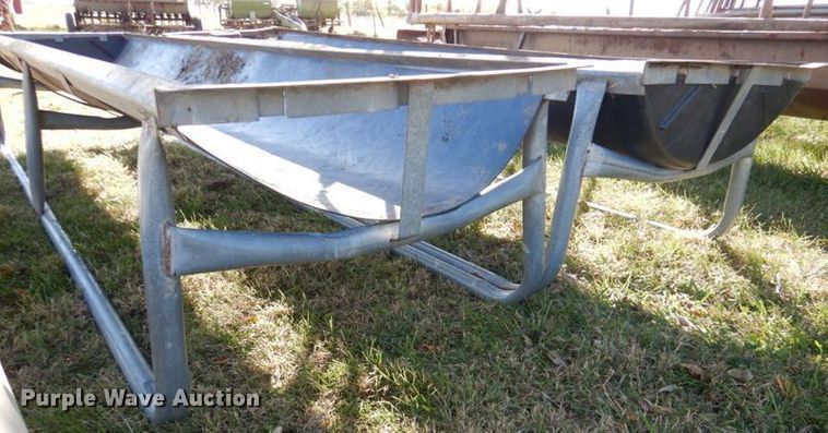 image for item IH9018 Livestock equipment