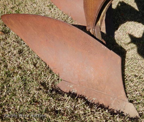 image for item IH9019 Oliver  five bottom plow