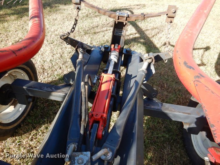 image for item IH9020 Ogden  hay rake