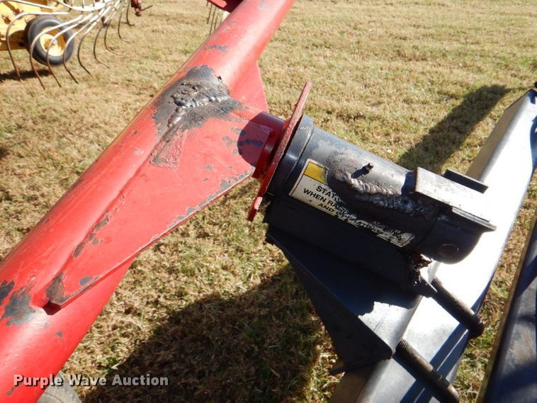 image for item IH9020 Ogden  hay rake