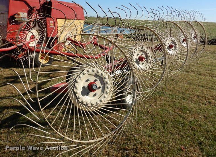 image for item IH9020 Ogden  hay rake