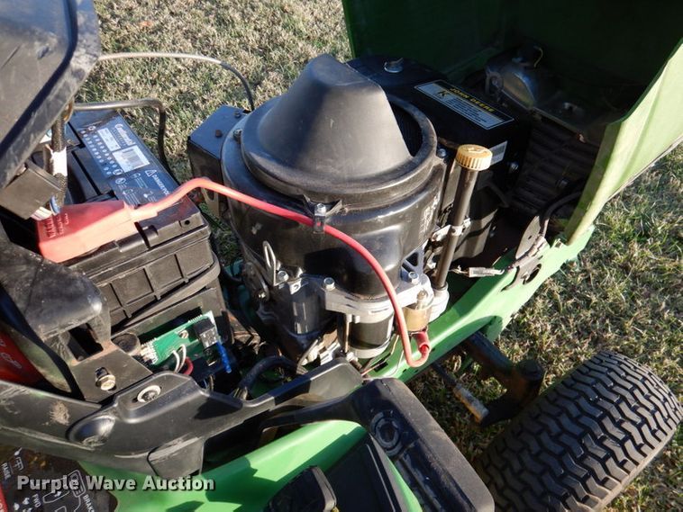 image for item IH9021 John Deere 325  lawn mower