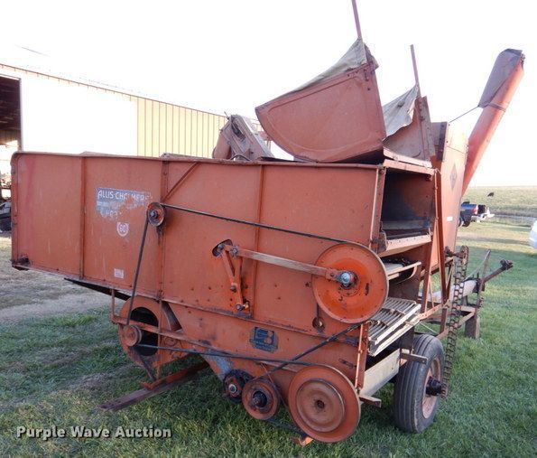 image for item IH9022 Allis Chalmers 60  combine
