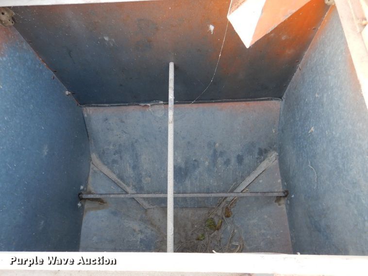 image for item IH9022 Allis Chalmers 60  combine