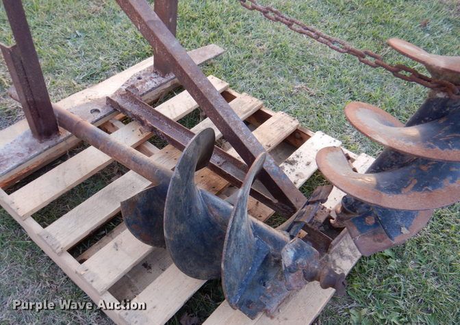 image for item IH9023 Bush Hog  post hole auger