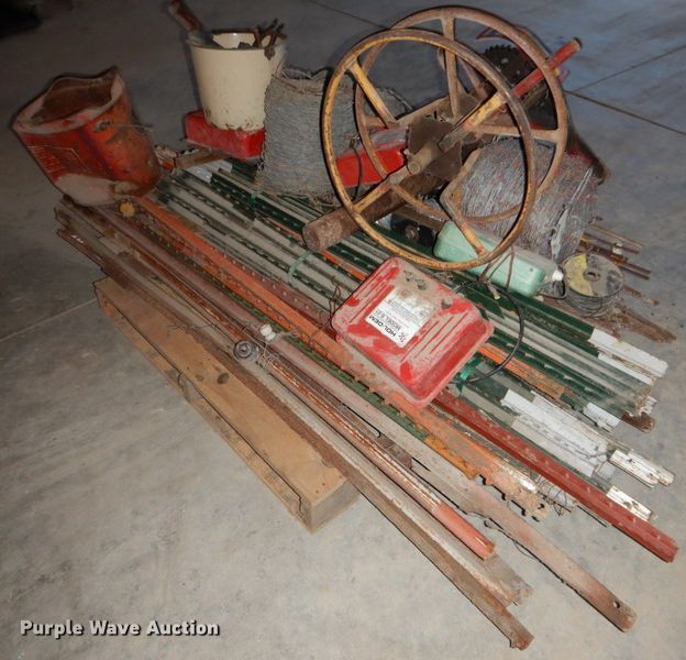 image for item IH9029 Fencing materials