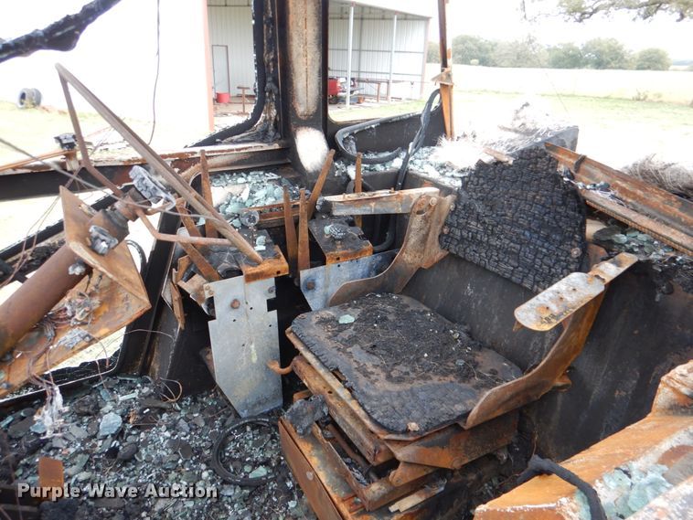 image for item IR9248 1983 Case 2390  tractor