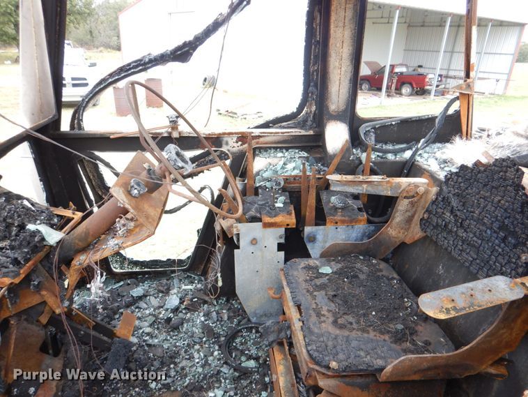 image for item IR9248 1983 Case 2390  tractor