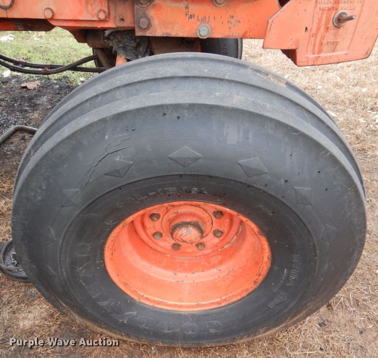 image for item IR9248 1983 Case 2390  tractor