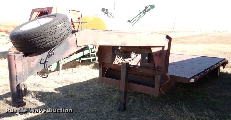 image for item IV9751 1981  shop built equipment trailer